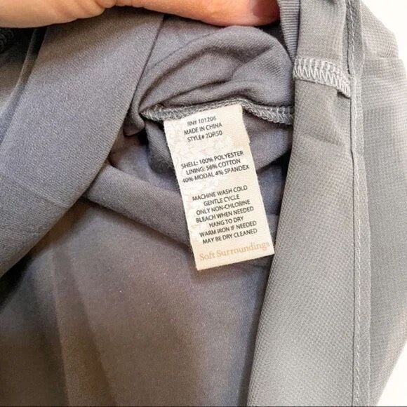 ✨Soft Surroundings Dianthus Chiffon Long Sleeve Gray Tunic✨ - Picture 5 of 6